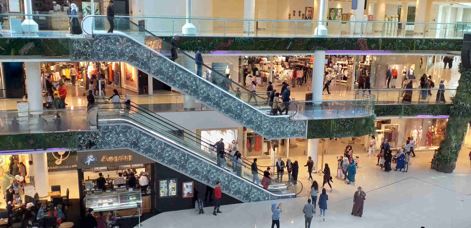 Morocco Mall di Casablanca per fare shopping in Marocco